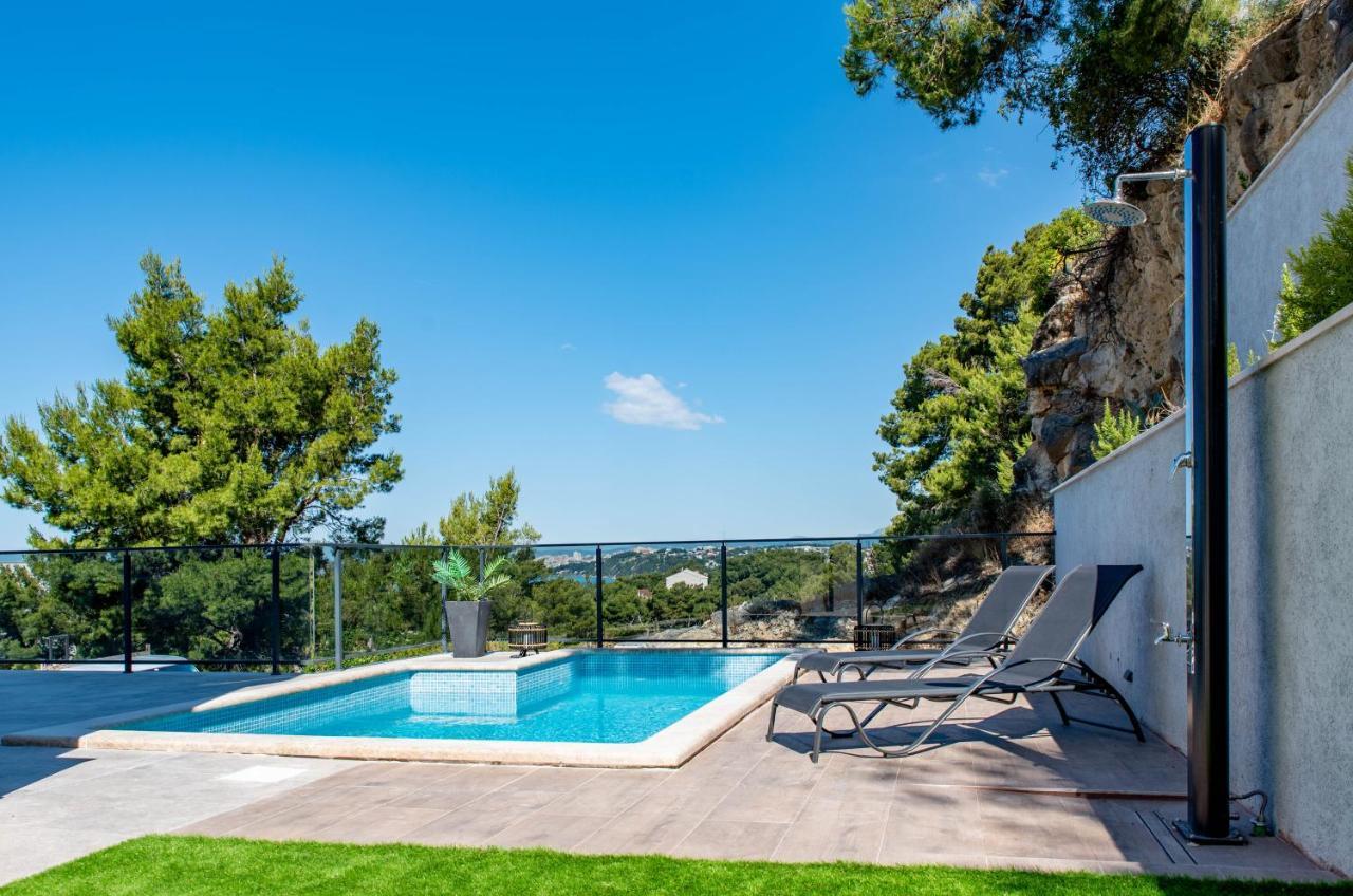 Lion'S Beach Apartment Podstrana Luaran gambar