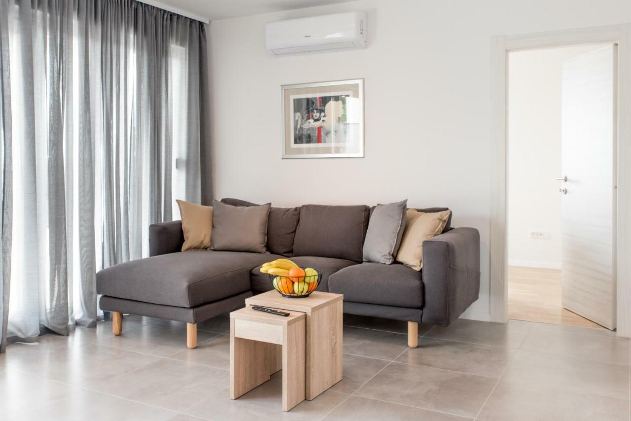 Lion'S Beach Apartment Podstrana Luaran gambar