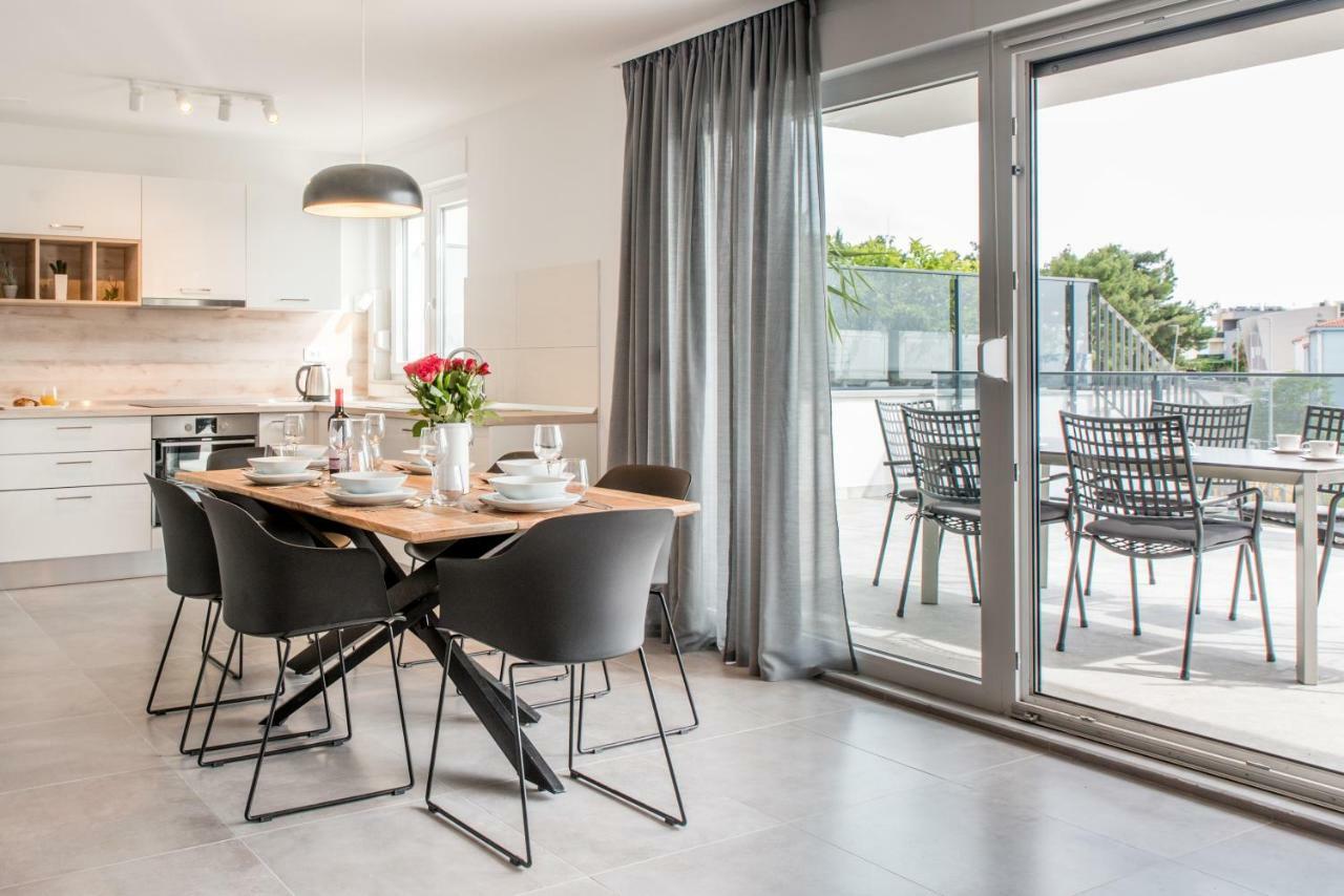 Lion'S Beach Apartment Podstrana Luaran gambar