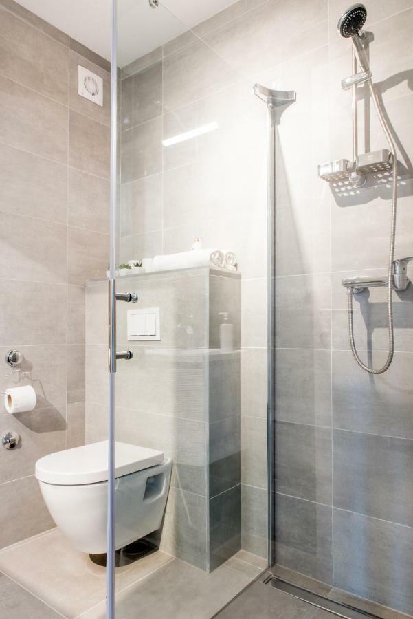 Lion'S Beach Apartment Podstrana Luaran gambar